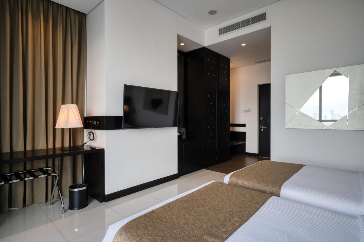 Orion City Hotel Colombo Exterior photo