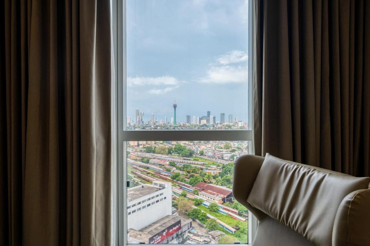 Orion City Hotel Colombo Exterior photo